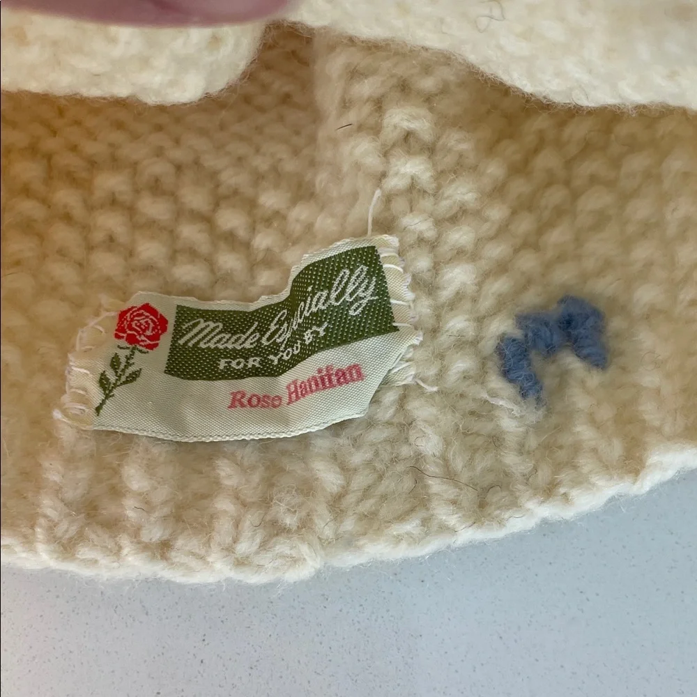 Vintage Cozy Cream Knit Hat and Mittens Set for Kids
